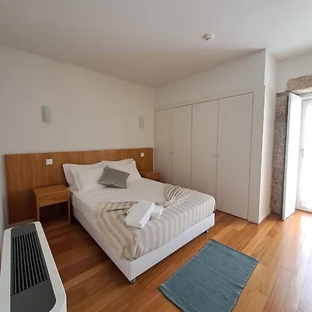 Casa D'auleira Κατάλυμα σε φάρμα Ponte da Barca